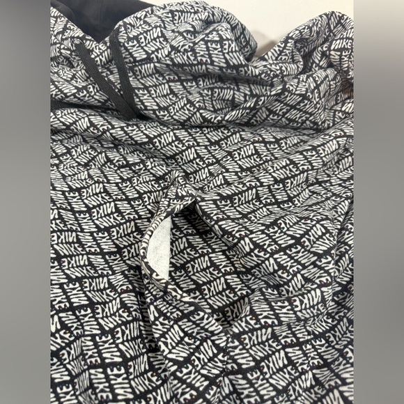 Nike NSW Sports Essentials AOP Fleece Hoodie Black  Men’s Large - Picture 7 of 9